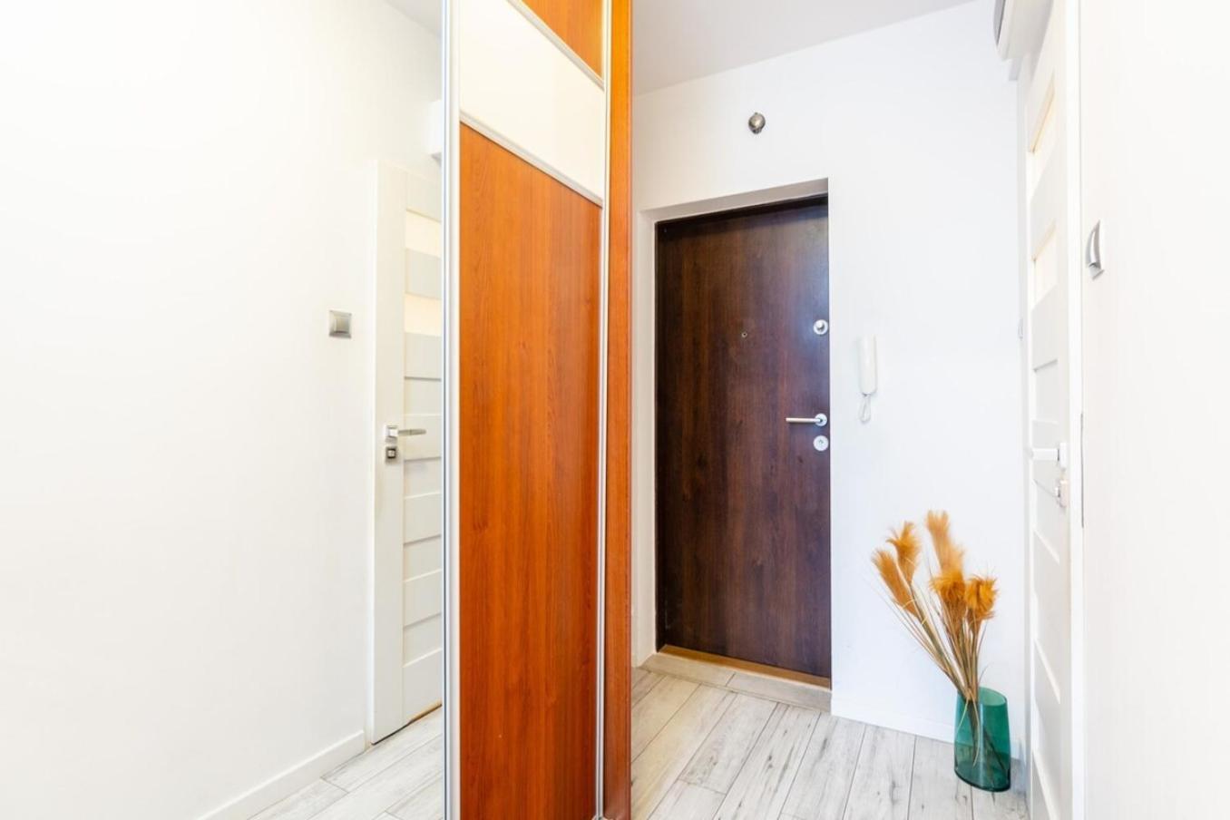 Avocado Apartment 2 Rooms In The City Center Warsaw Exterior photo
