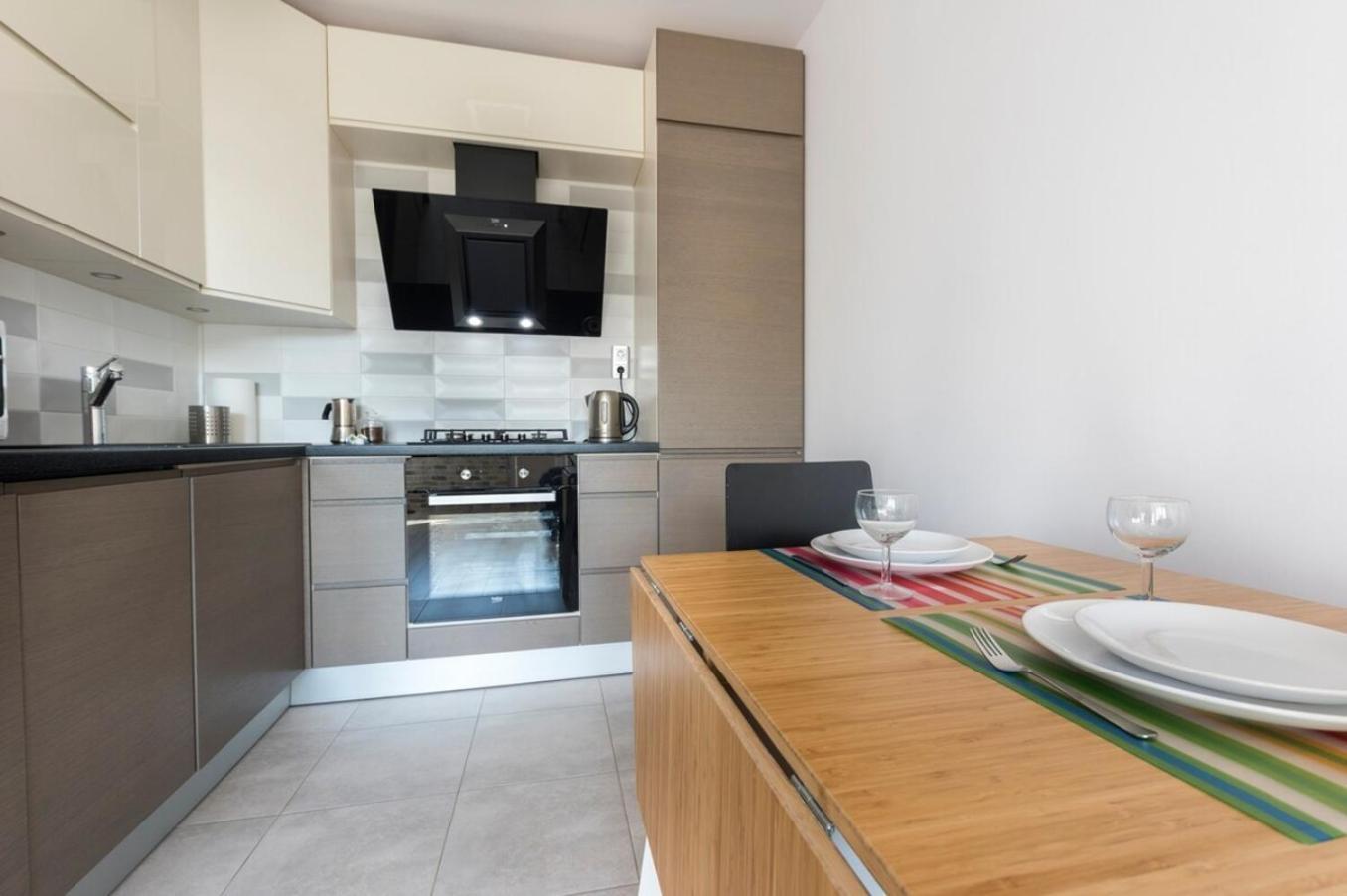 Avocado Apartment 2 Rooms In The City Center Warsaw Exterior photo